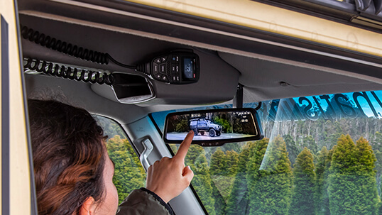 Can You Change the OS in a Reverse Camera Mirror?